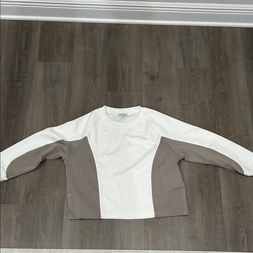 White birch Two-Tone sweatshirt